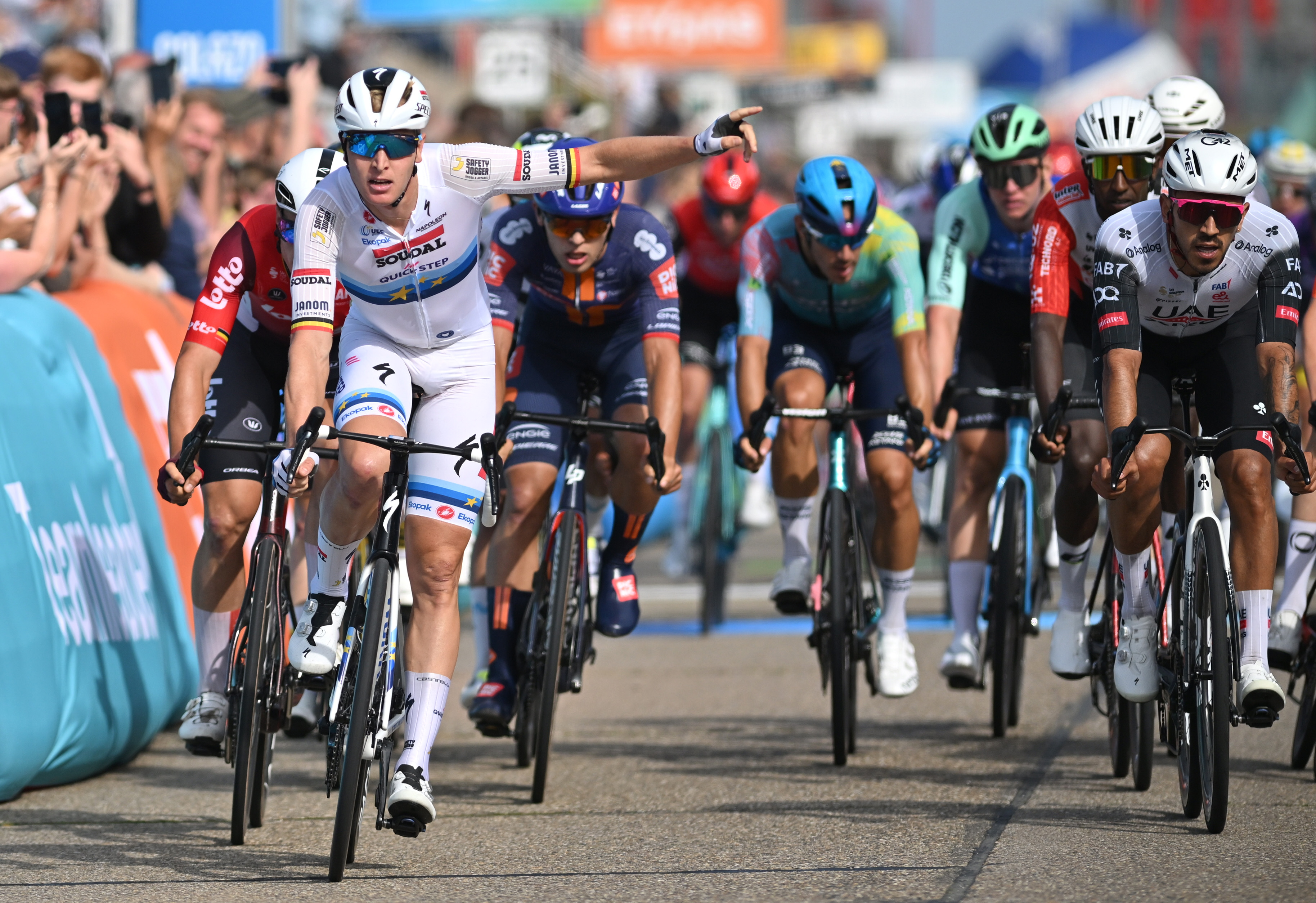 🚨🏆🚴🏻‍♂️🇧🇪Renewi Tour: super Merlier guida una doppietta belga!🇧🇪