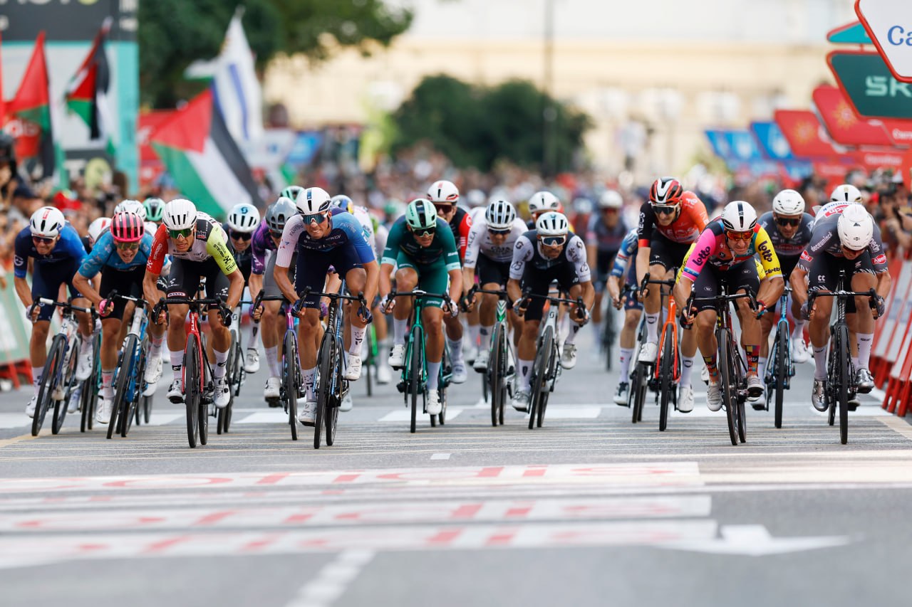 🚨🏆🚴🏻‍♂️🇪🇸Vuelta a España: Philipsen beffa Viviani!🇧🇪